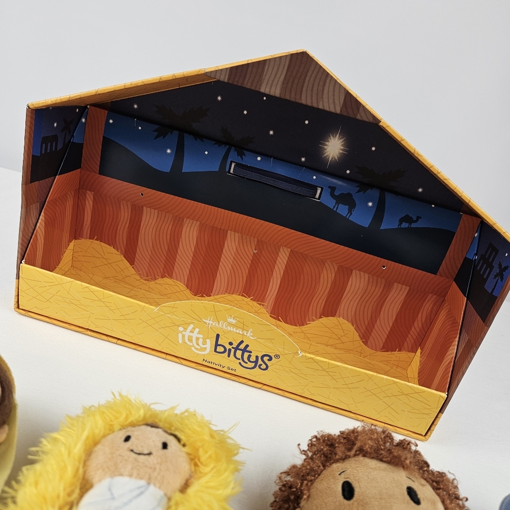 Hallmark Itty Bittys Nativity Set Plush Toys Holiday Christmas - Picture 4 of 12